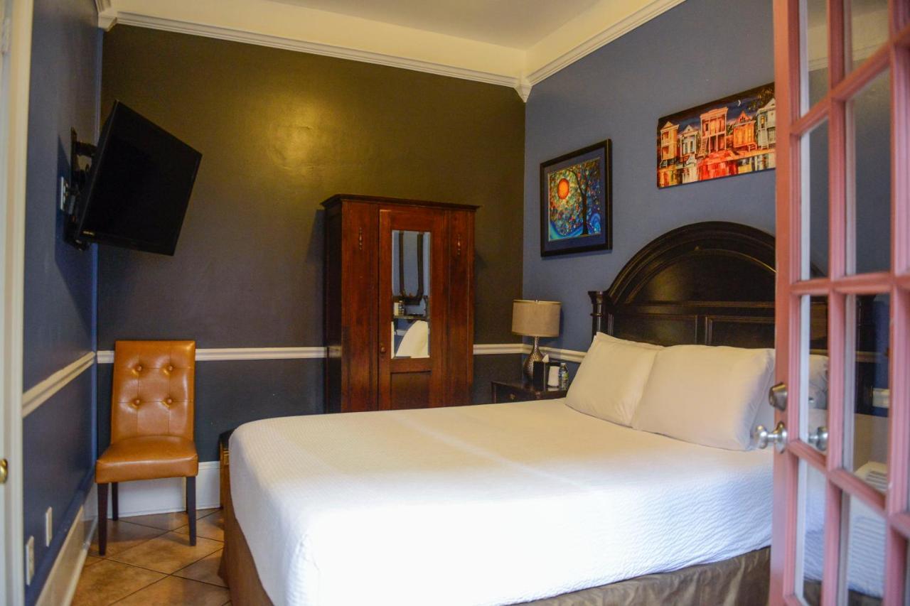 Frenchmen Hotel Новый Орлеан Экстерьер фото