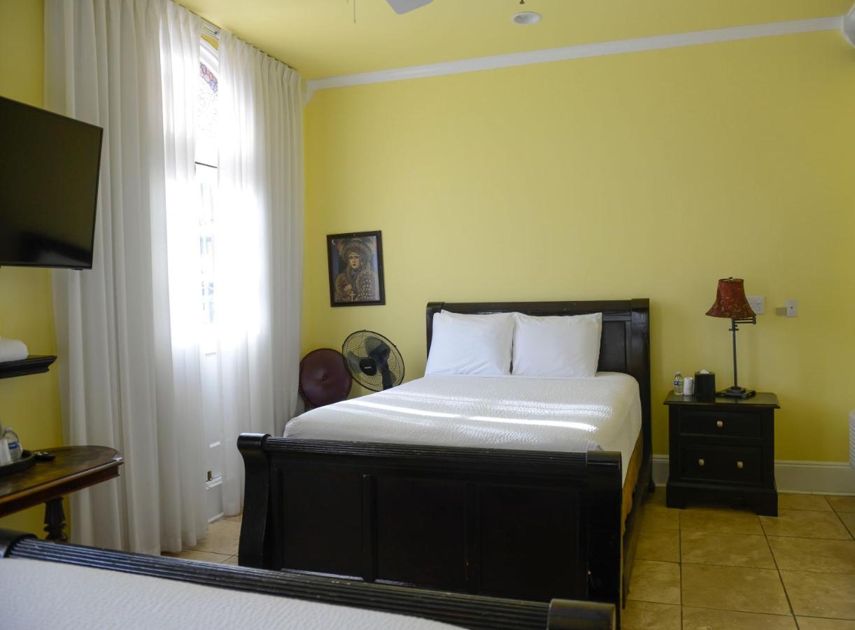 Frenchmen Hotel Новый Орлеан Экстерьер фото